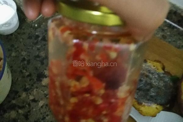 陈醋剁椒花生米的做法图解2