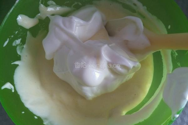 戚风蛋糕胚子（6寸）的做法图解10