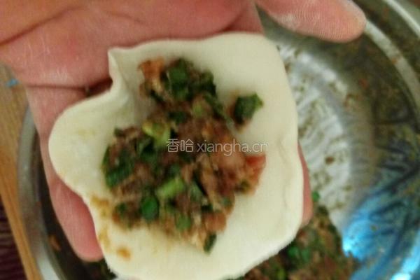 韭菜大肉饺子的做法图解8
