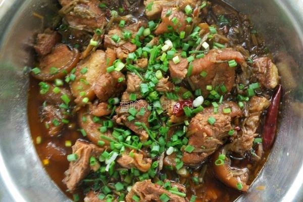家常红绕肉的做法图解11