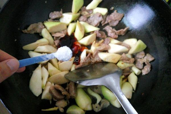茭白烧肉的做法图解7