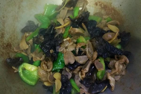青椒炒鸡胗的做法图解12