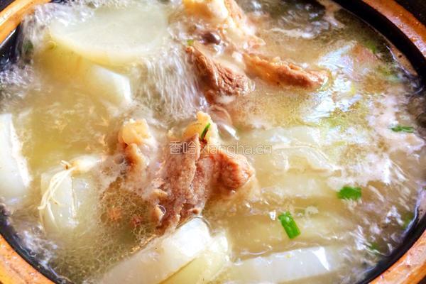 大骨萝卜汤的做法图解8
