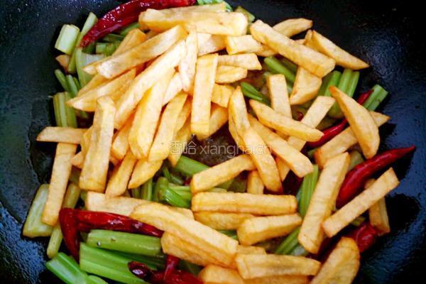 香辣土豆烧芹菜的做法图解8