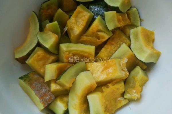 南瓜馅饺子的做法图解2