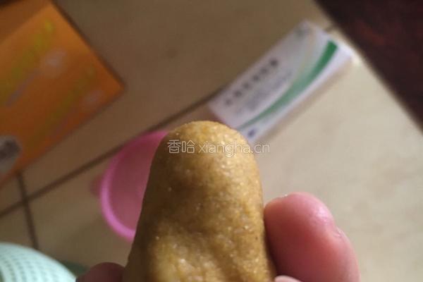 玉米面窝窝头的做法图解5
