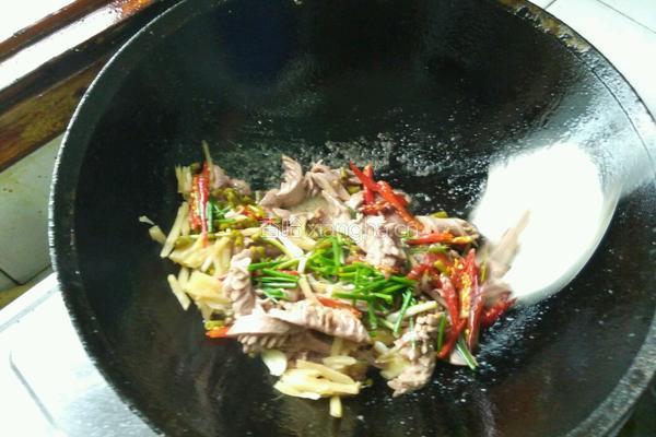 泡椒腰花的做法图解5