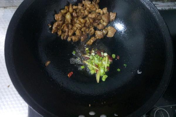 干锅包菜的做法图解6