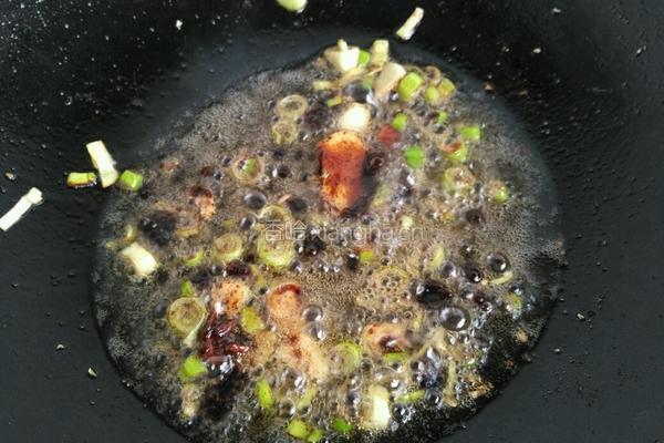 家常炖鸡腿的做法图解6