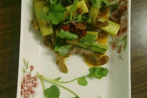泡椒烧鸭掌的做法图解7