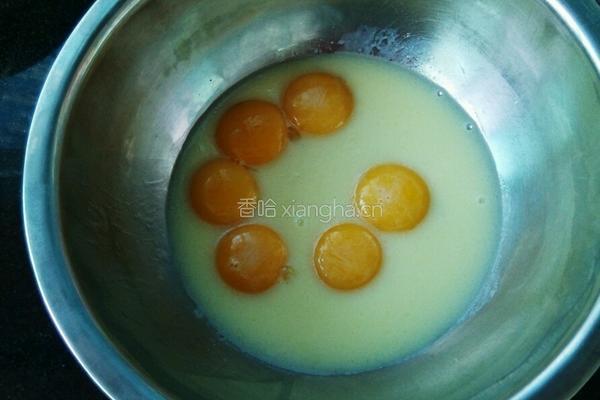 蓝莓酱蛋糕卷的做法图解4