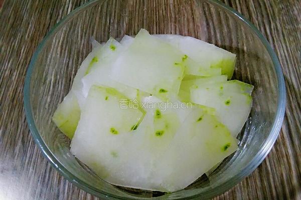 冬瓜肉丸汤的做法图解2