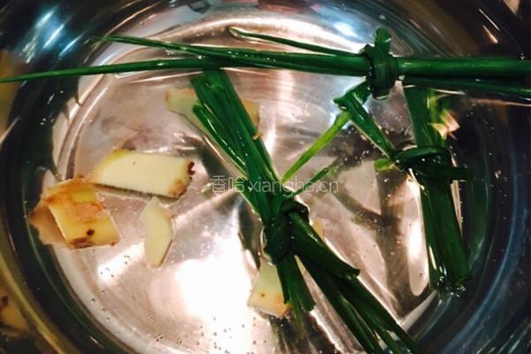 白灼双色大海虾的做法图解4