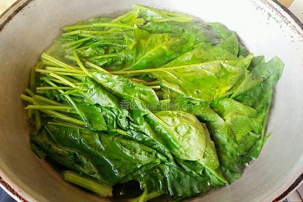 菠菜鸡蛋盒子的做法图解3
