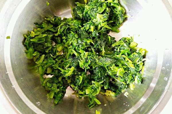 菠菜鸡蛋盒子的做法图解5