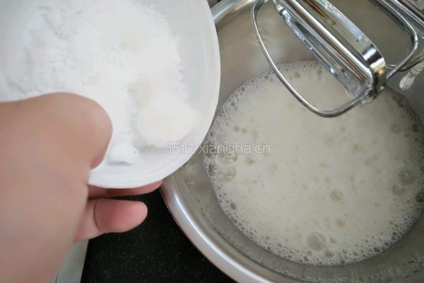 板栗戚风蛋糕的做法图解5