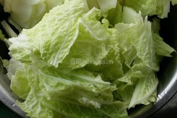 蕃茄煮白菜的做法图解1