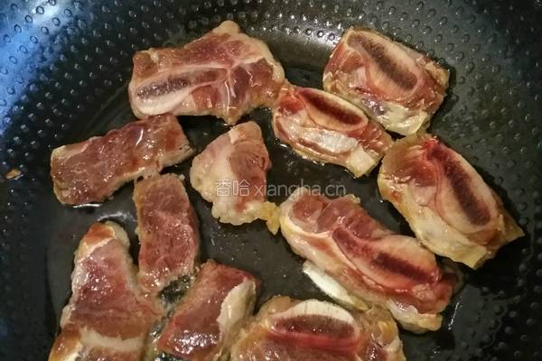 葱爆牛仔骨的做法图解3