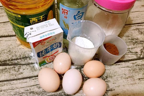 八寸可可戚风蛋糕的做法图解1
