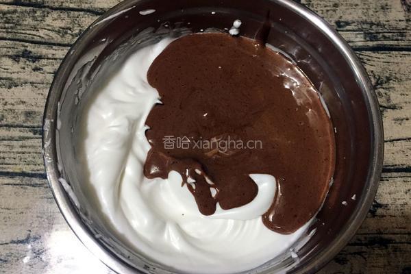 八寸可可戚风蛋糕的做法图解10