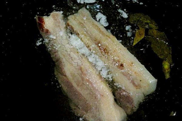 青椒回锅肉的做法图解2