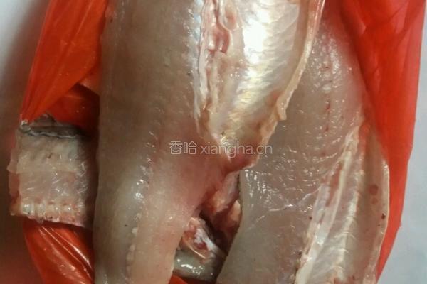 蒸鱼糕的做法图解1
