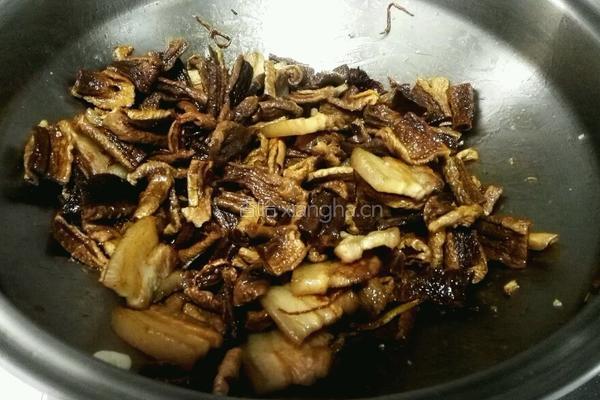 农家干萝卜烧肉的做法图解8