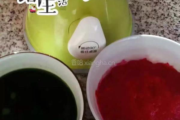 苋菜汁油条的做法图解2