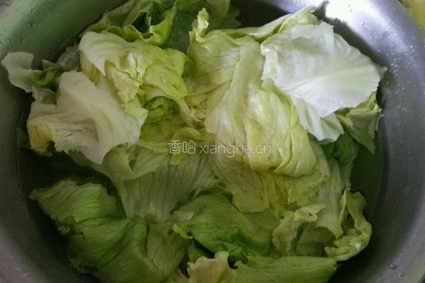 白灼西生菜的做法图解1