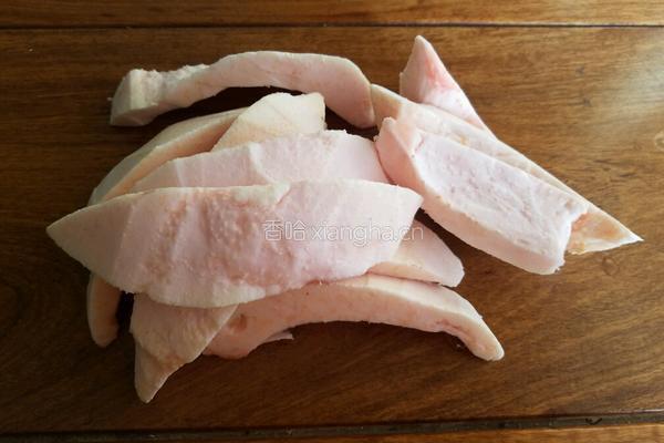 柚子皮炒肉的做法图解1