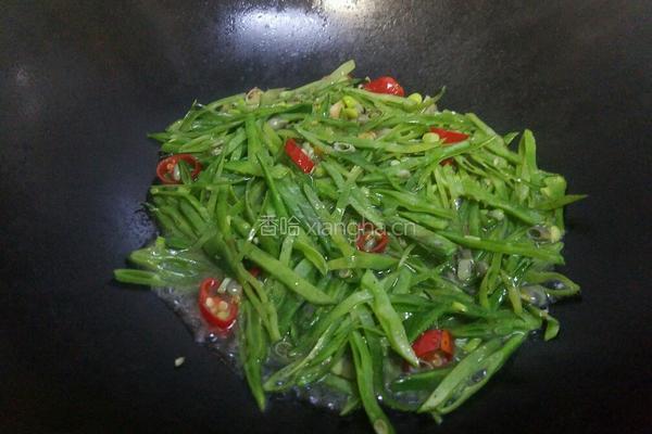 清炒扁豆的做法图解8