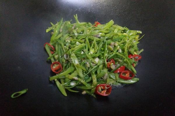 清炒扁豆的做法图解9
