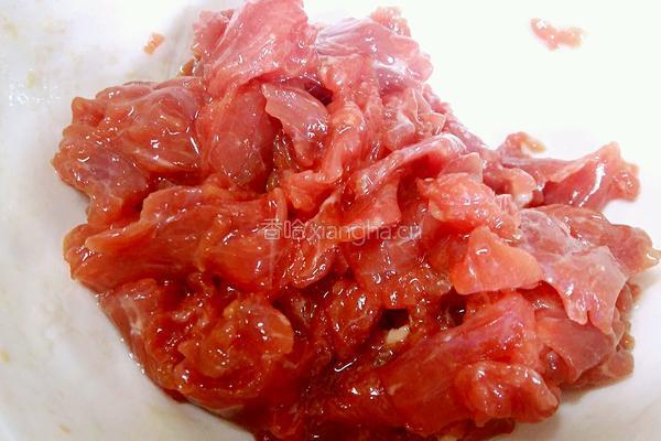 香芹炒牛肉的做法图解3