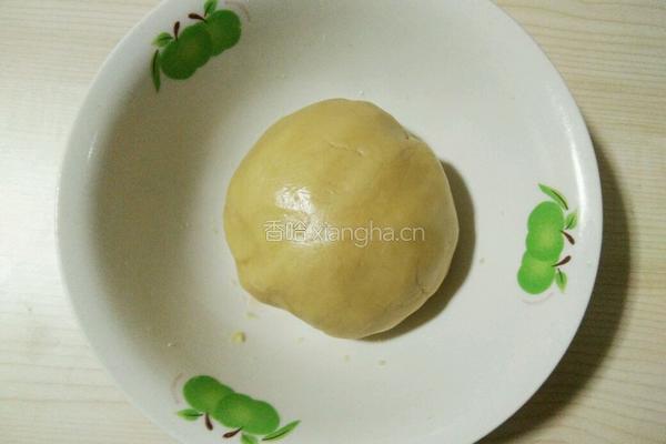 紫薯核桃豆沙馅月饼的做法图解4