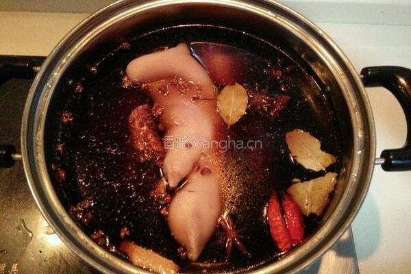 卤猪蹄的做法图解7