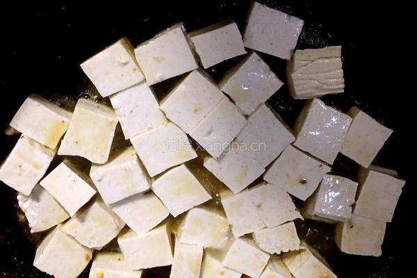 豆腐炖鱼的做法图解10