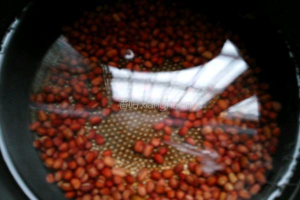 红豆核桃小米粥的做法图解5