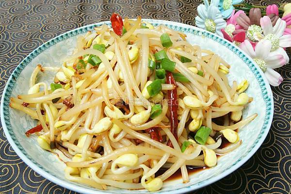 干煸黄豆芽的做法图解9