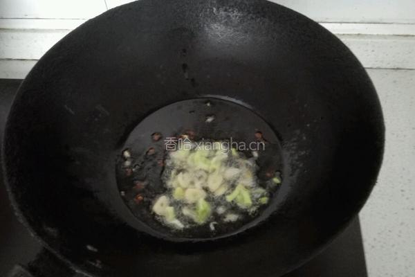 虾皮炒芥蓝的做法图解2