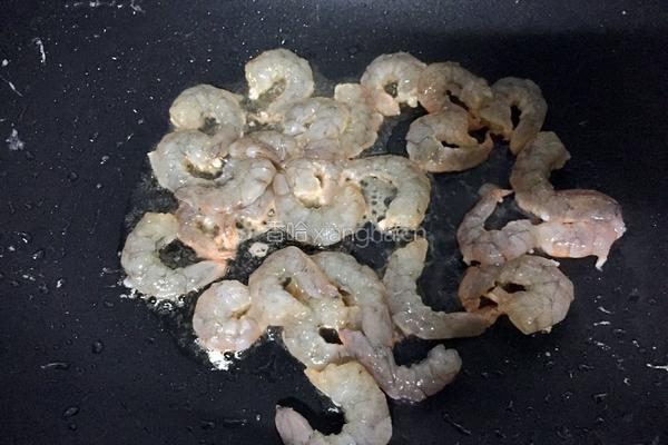 虾仁炒鸡蛋的做法图解5