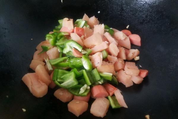柚子皮炒火腿肠的做法图解13