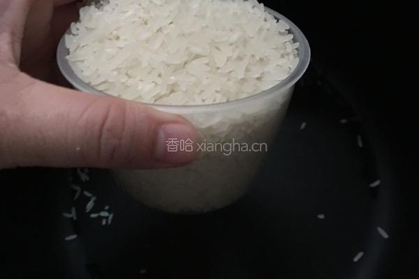 猪杂粥的做法图解1
