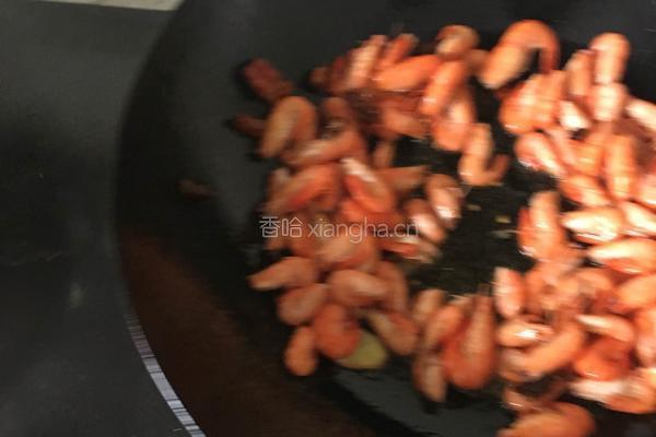 青椒炒河虾的做法图解4