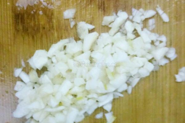 蒜蓉番茄金针菇的做法图解2