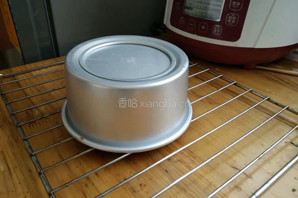 6寸戚风蛋糕的做法图解13