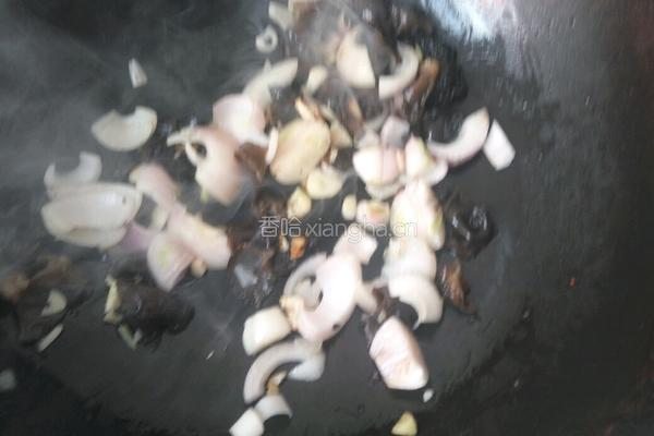 洋葱木耳炒鸡蛋的做法图解12