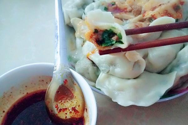 猪肉韭菜手工饺子的做法图解11