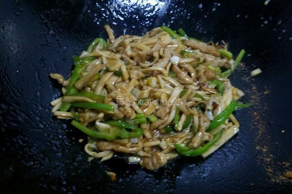 杏鲍菇炒肉丝的做法图解15