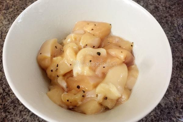 菠菜奶汁意面的做法图解1