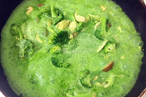 菠菜奶汁意面的做法图解9